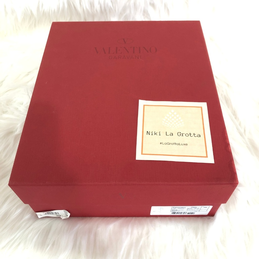 ❌ SOLD ❌Valentino Shoe Box - 12 x 10 x 4.5